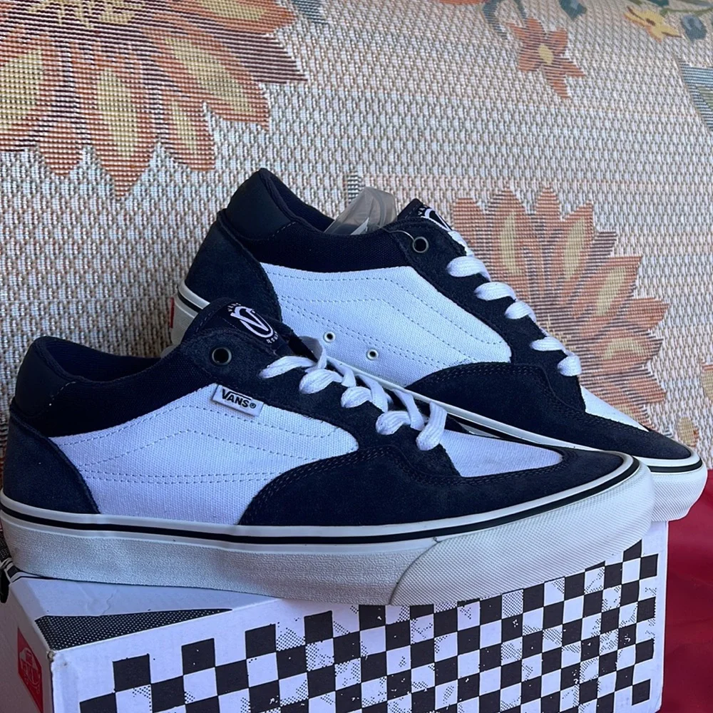 Vans Men’s Rowan Dark Navy/White VN0A5JICCZP Sneakers